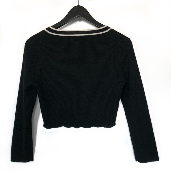 Reworked Brooks Brothers cropped v-neck - Picture 3 of 3